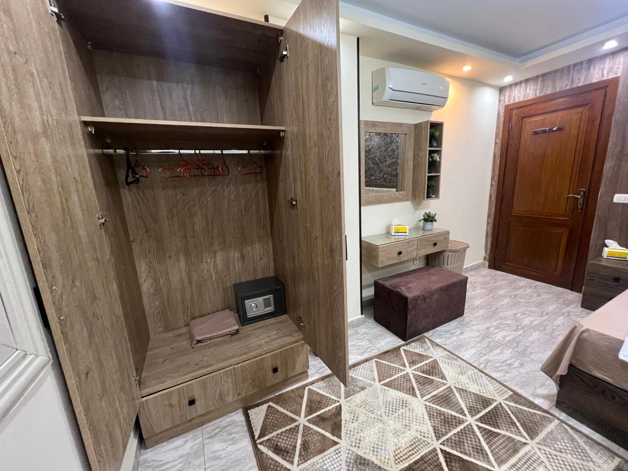 Luxury Downtown Apartment Cairo