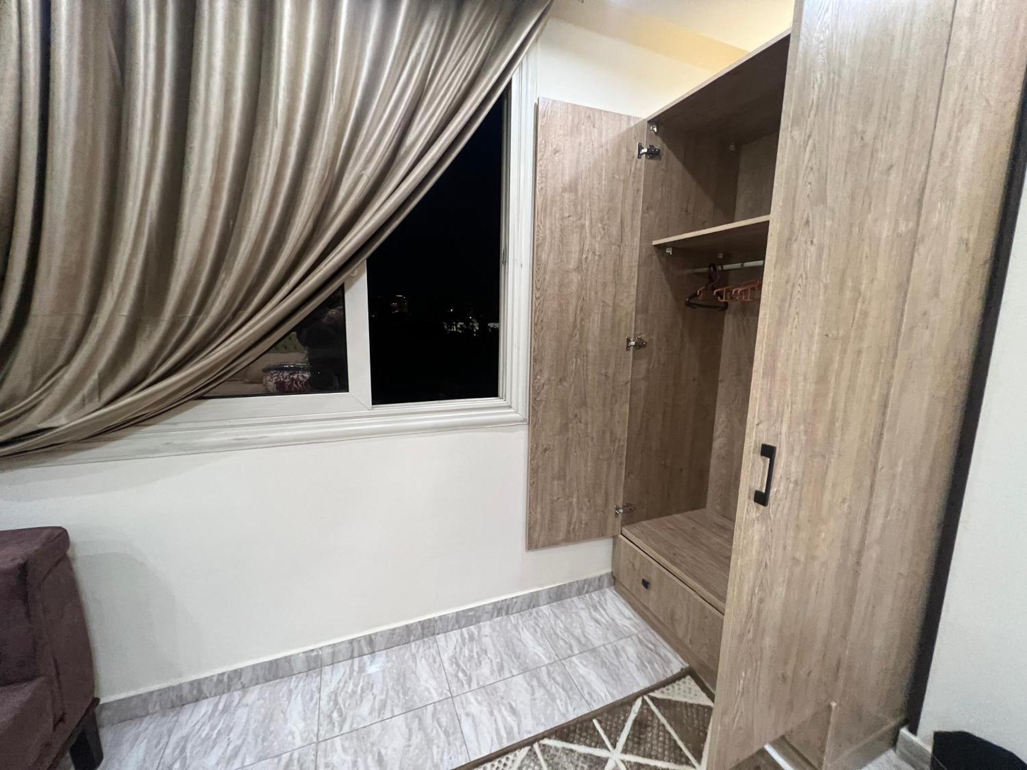 Luxury Downtown Apartment