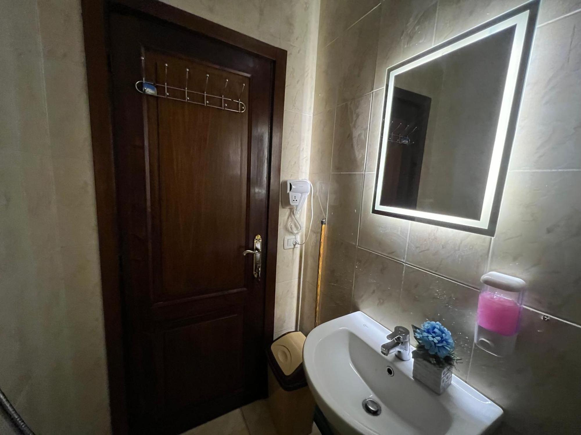 Luxury Downtown Apartment Cairo